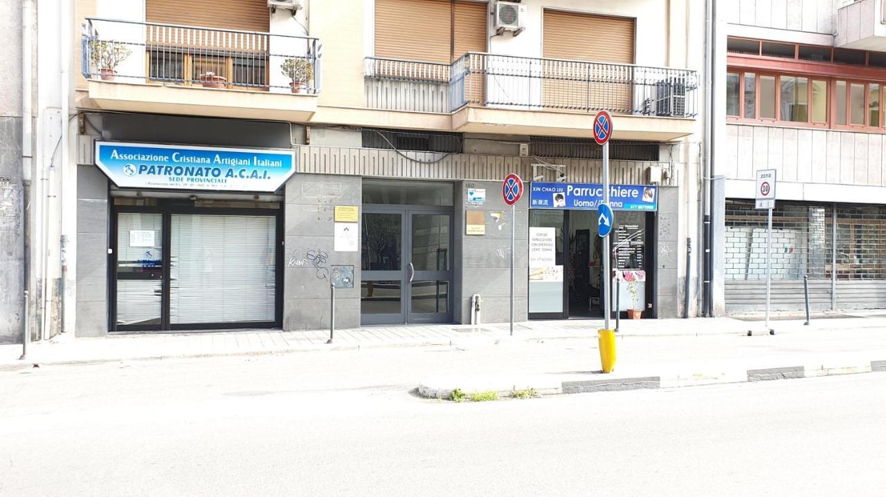 Urban Homy - Bari Centro Lägenhet Exteriör bild